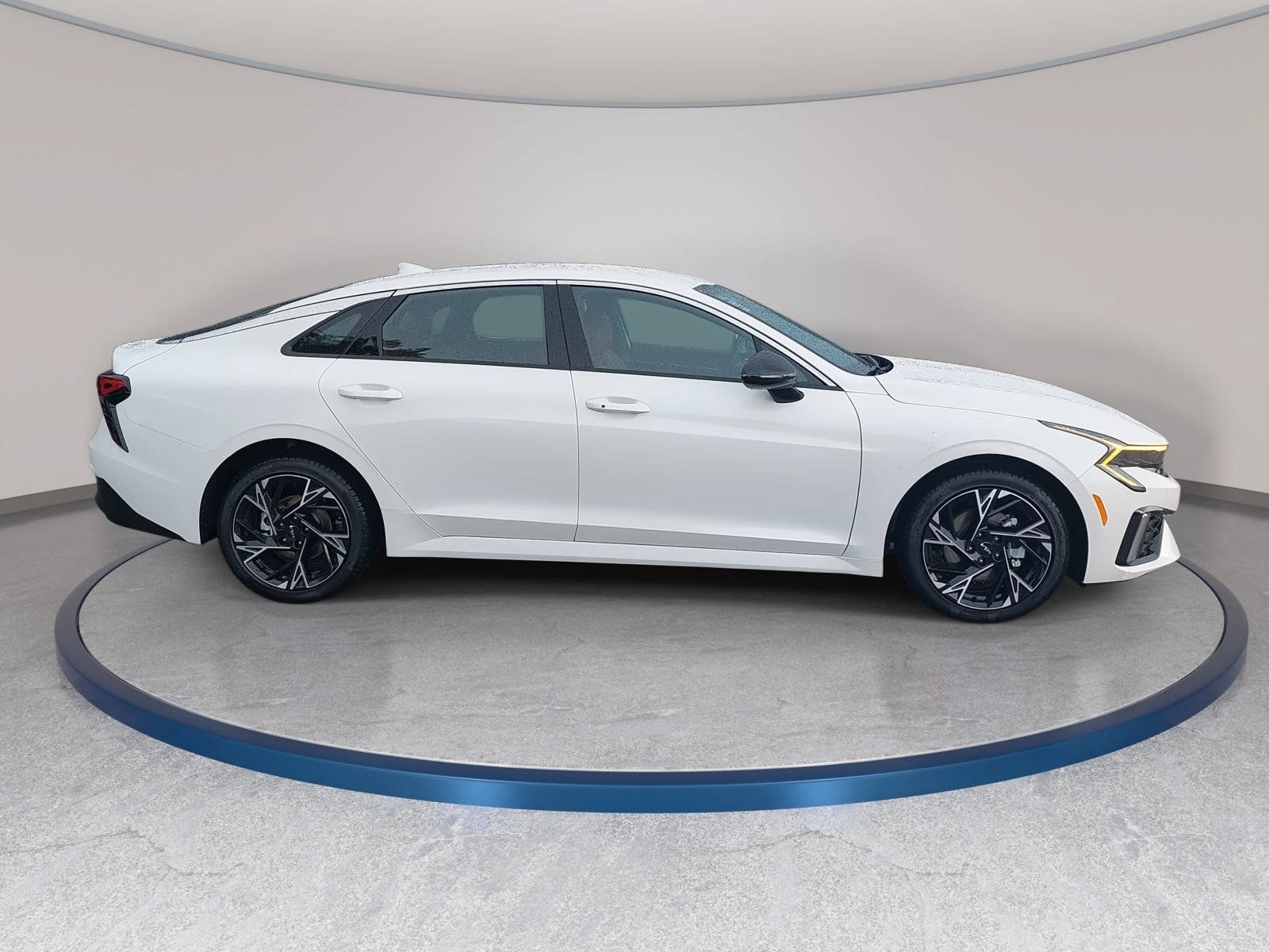 New 2026 Kia K5 GT-Line w/ GT-Line Red Interior Package FWD image 4