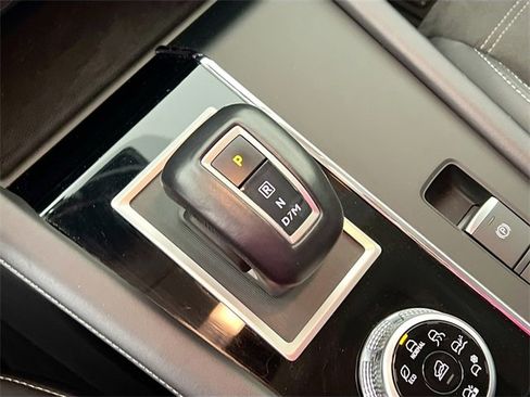 Used 2023 Mitsubishi Outlander SE image 16