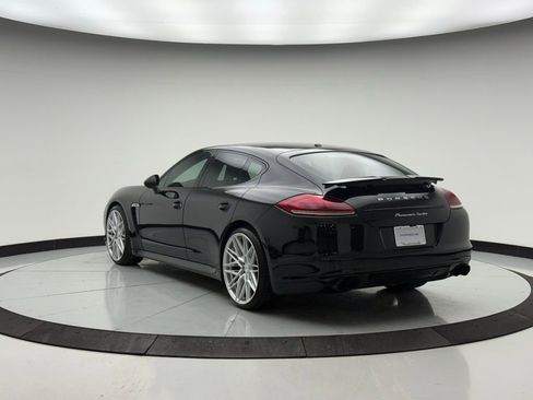 Used 2012 Porsche Panamera Turbo image 3