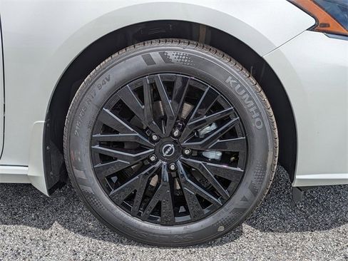 New 2025 Nissan Altima 2.5 SV w/ SV Special Edition Package image 12