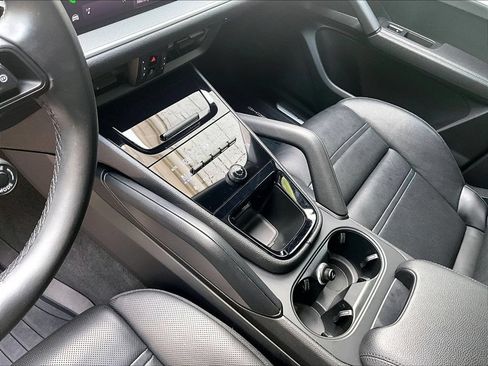 Certified 2024 Porsche Cayenne S AWD/4WD image 20