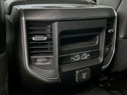 Used 2024 RAM 2500 Laramie w/ Night Edition AWD/4WD image 13