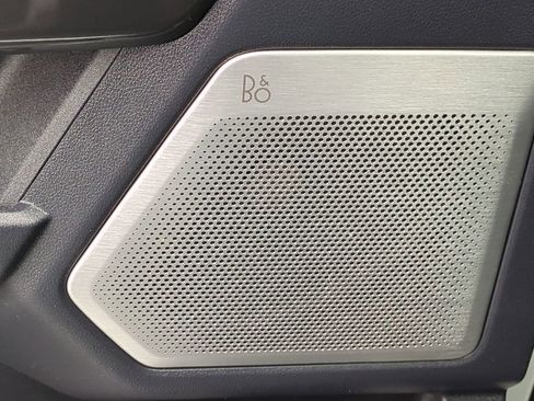 Used 2023 Ford F150 Lariat w/ Equipment Group 502A High image 35