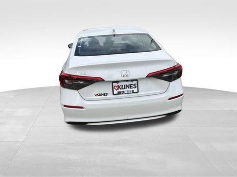 Used 2023 Honda Civic EX image 9