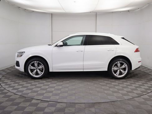 Used 2022 Audi Q8 Premium Plus image 8