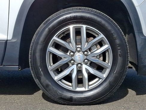 Certified 2018 GMC Acadia SLE AWD/4WD image 8