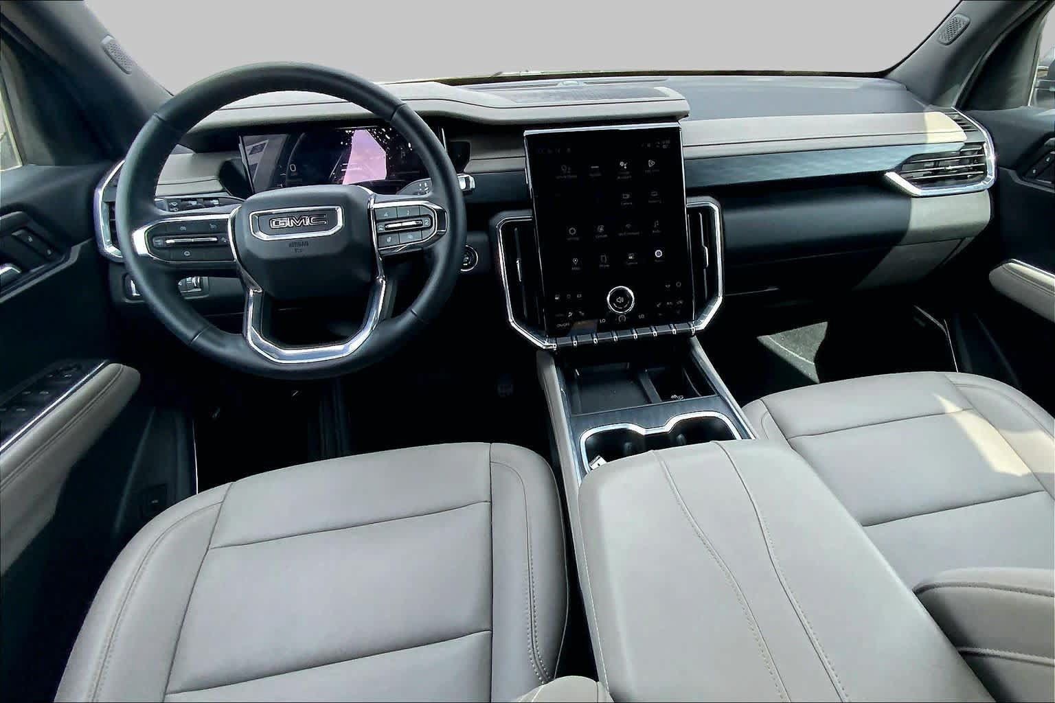 Used 2026 GMC Acadia Elevation w/ Elevation Premium Package AWD/4WD image 16