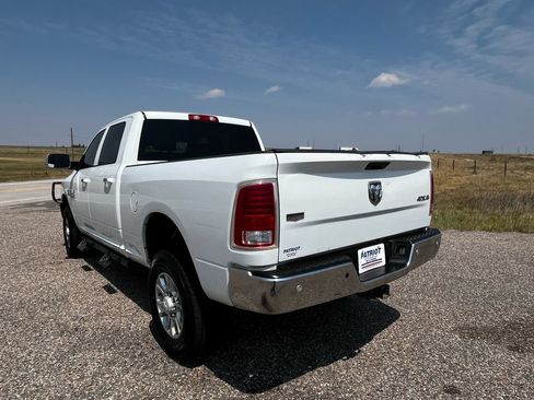 Used 2016 RAM 2500 Laramie AWD/4WD image 3