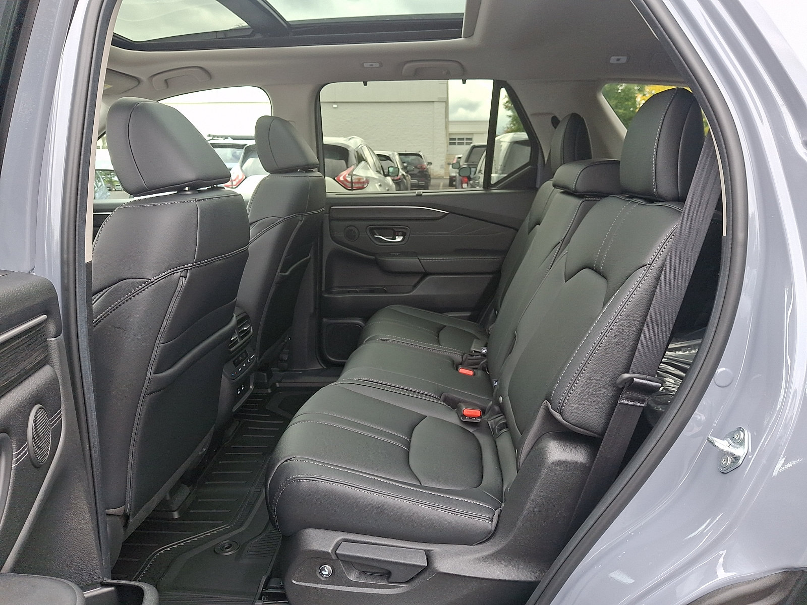 New 2026 Honda Pilot image 5