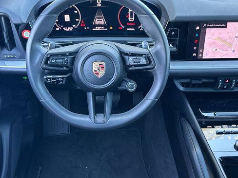 Certified 2025 Porsche Cayenne Coupe AWD/4WD image 14