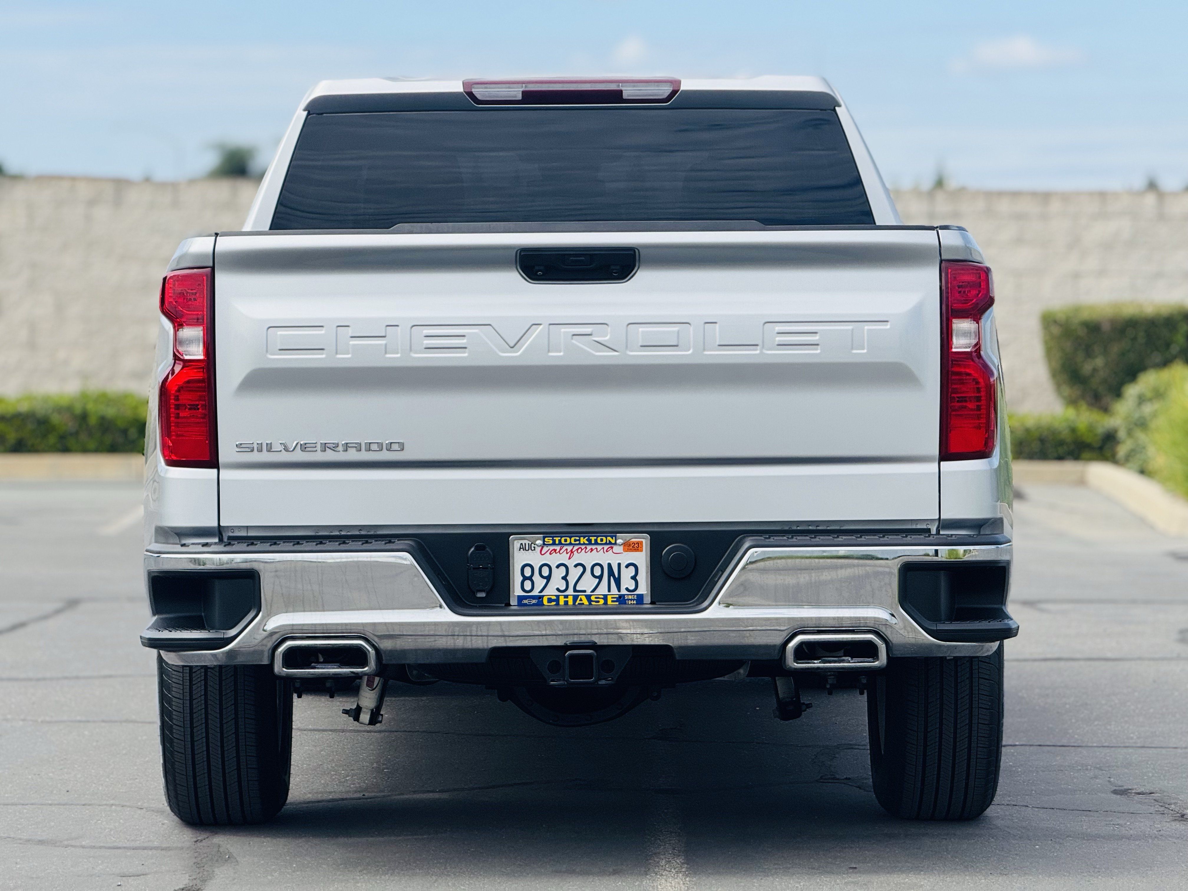 Certified 2022 Chevrolet Silverado 1500 LT w/ Z71 Off-Road Package AWD/4WD image 6