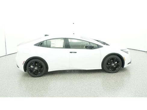 New 2026 Toyota Prius Plug-In Hybrid FWD image 11
