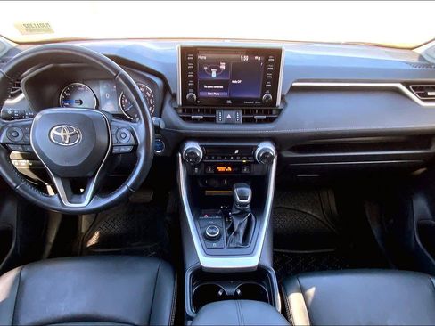 Certified 2021 Toyota RAV4 XLE Premium image 13