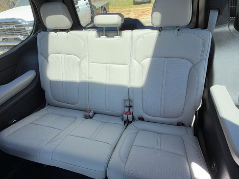 New 2026 Jeep Grand Wagoneer Limited AWD/4WD image 21