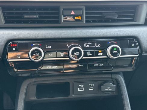 Certified 2025 Honda Pilot EX-L image 21