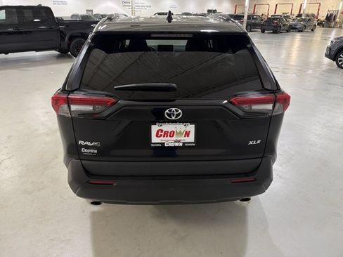 Used 2024 Toyota RAV4 XLE FWD image 8