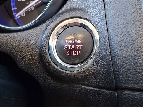 Used 2017 Subaru Outback 3.6R Limited image 28