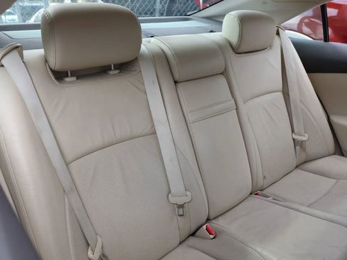 Used 2010 Lexus ES 350 image 17