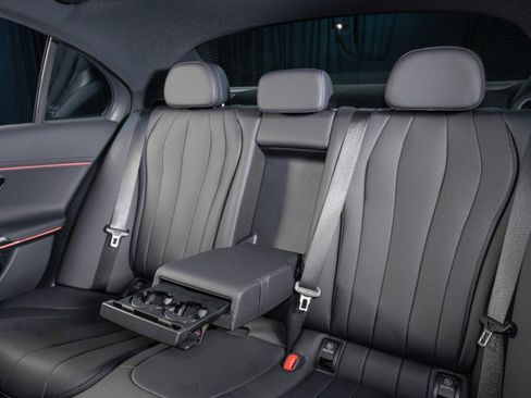 New 2026 Mercedes-Benz E 450 4MATIC Sedan image 31