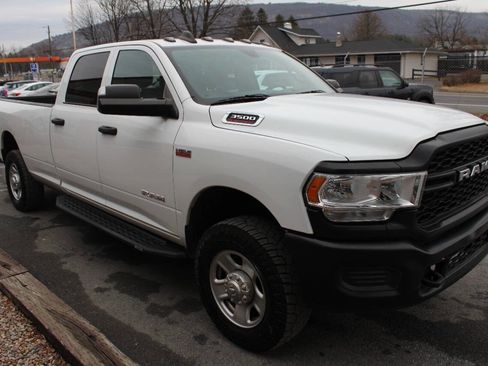 Used 2022 RAM 3500 Tradesman w/ Snow Chief Group image 4