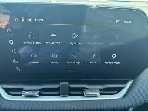 Used 2026 Chevrolet Equinox LT AWD/4WD image 29