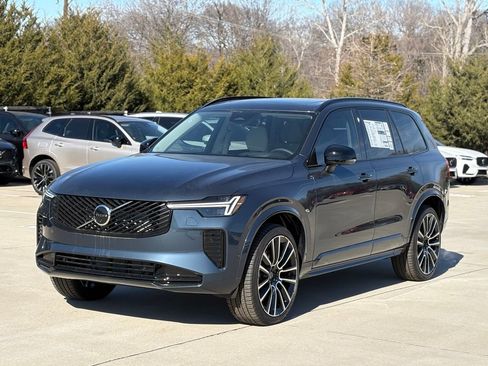 New 2026 Volvo XC90 B6 Ultra w/ Protection Package Premier image 3
