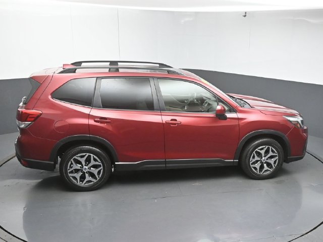 Used 2021 Subaru Forester Premium w/ Popular Package #1 AWD/4WD image 47