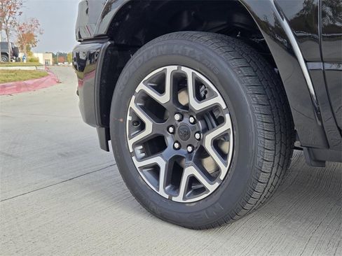 New 2026 RAM 1500 Laramie image 8