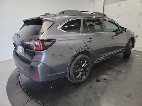 Used 2021 Subaru Outback Onyx Edition XT w/ Popular Package #2 AWD/4WD image 9