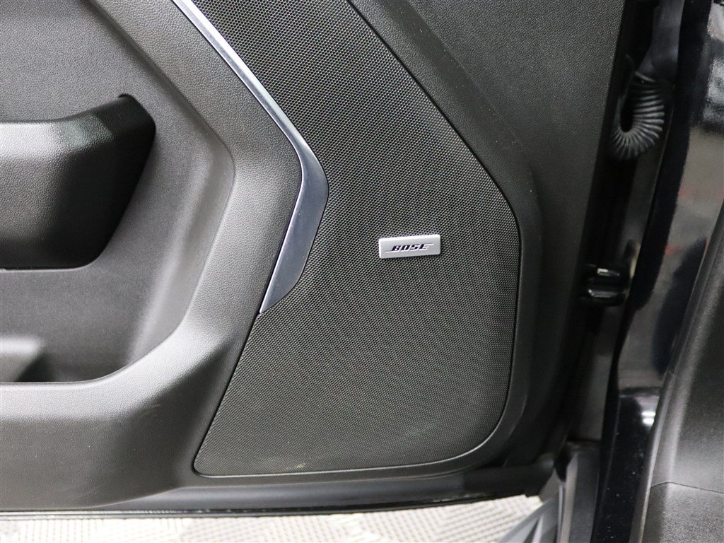 Used 2022 GMC Yukon AT4 AWD/4WD image 16