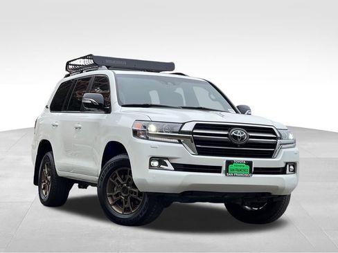 Certified 2020 Toyota Land Cruiser Heritage Edition AWD/4WD image 7