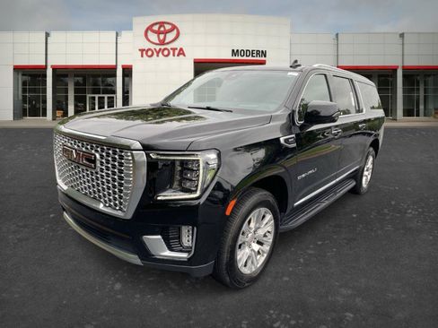 Used 2023 GMC Yukon XL Denali AWD/4WD image 1