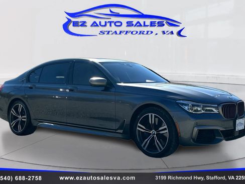Used 2018 BMW M760i xDrive image 3