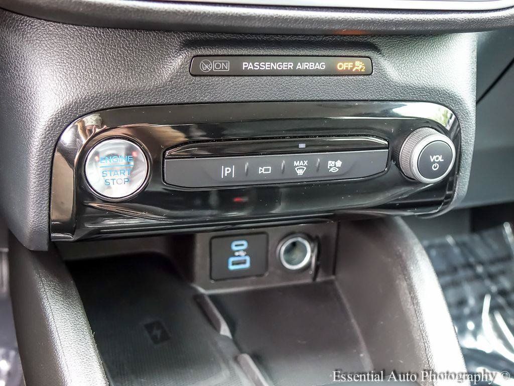 Used 2023 Ford Escape Platinum AWD/4WD image 20