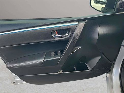 Used 2015 Toyota Corolla S FWD image 14