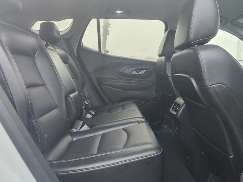 Used 2024 GMC Terrain SLT image 51