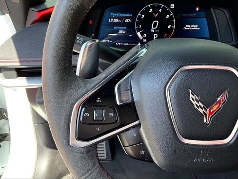 Used 2021 Chevrolet Corvette Stingray Preferred Conv w/ Z51 Performance Package image 9