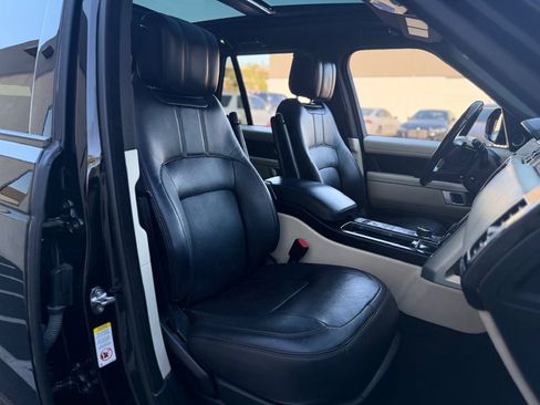 Used 2019 Land Rover Range Rover Supercharged image 21