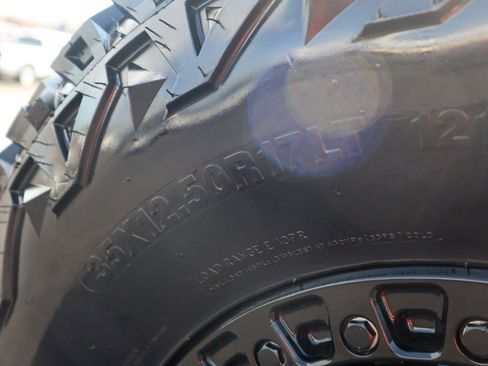 Used 2018 Jeep Wrangler Unlimited Rubicon w/ Cold Weather Group image 29