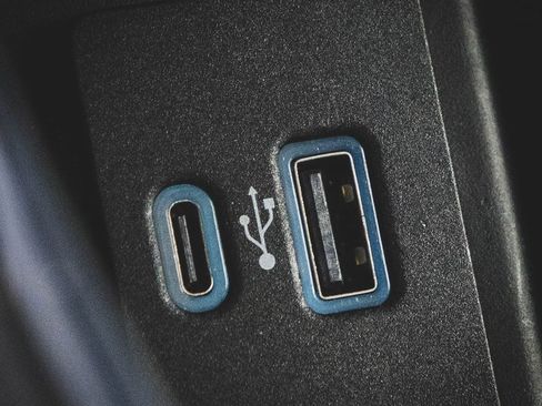 Used 2021 Ford F150 XLT w/ Equipment Group 302A High image 7