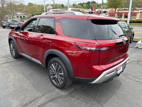 Certified 2023 Nissan Pathfinder SL w/ SL Premium Package AWD/4WD image 5