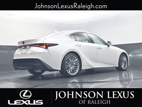 Certified 2024 Lexus IS 300 w/ Premium Package image 22