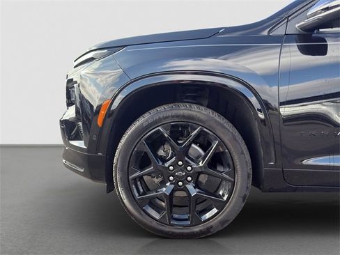 Used 2026 Chevrolet Traverse RS image 19