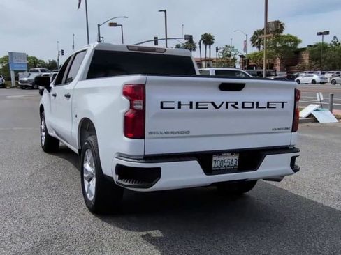 Used 2020 Chevrolet Silverado 1500 Custom w/ Custom Value Package RWD image 8