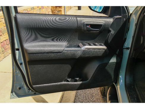 Used 2022 Toyota Tacoma SR5 w/ Trail Edition AWD/4WD image 9