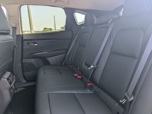 New 2025 Nissan Murano SV image 14