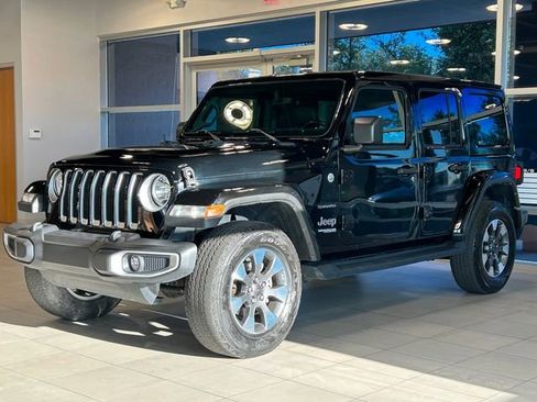 Used 2021 Jeep Wrangler Unlimited Sahara image 4