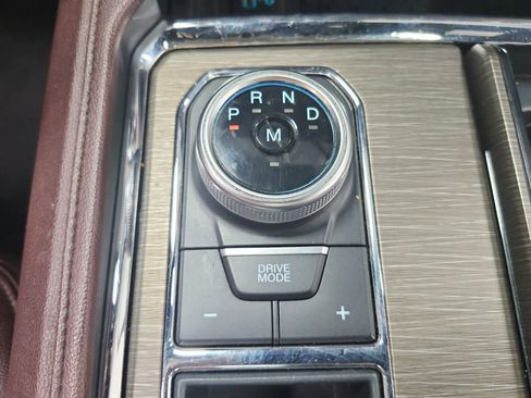Used 2024 Ford Expedition Limited RWD image 29