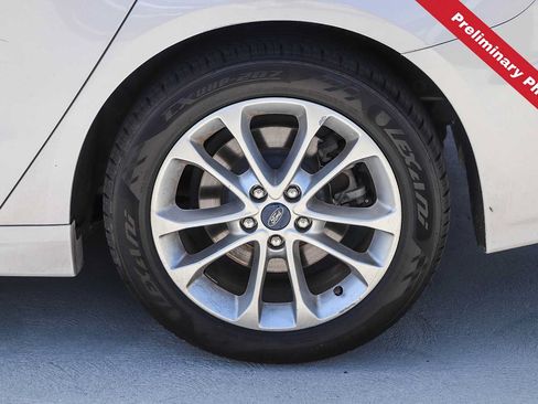 Used 2019 Ford Fusion SEL FWD image 11