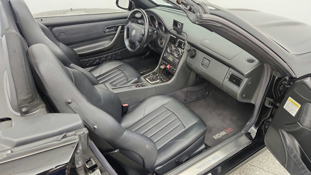 Used 2002 Mercedes-Benz SLK 32 AMG image 25